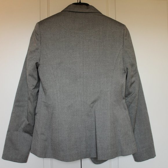 Women's Grey Blazer (LAST CHANCE!!) - Picture 4 of 5